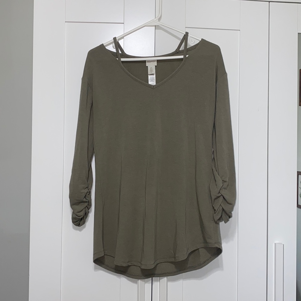 Zenergy by Chico’s Green-Gray V Neck 3/4 Sleeve Tee Size 0
